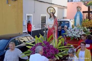 Caserones Bajo procesiona a sus patronos (Foto Francisco Javier Santana)